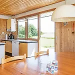 7 Person In Knebel-by Traum Knebel